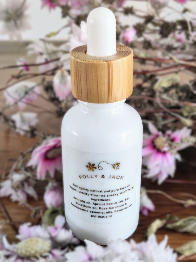 Pure and natural anti-ageing face serum